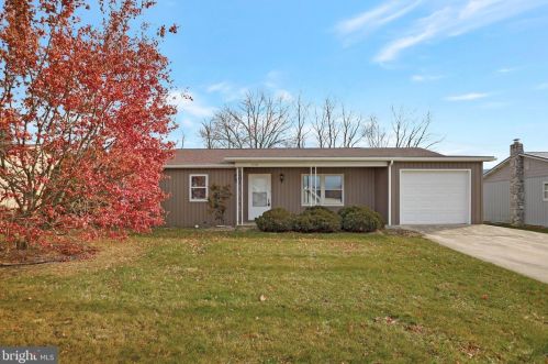 532 5th St, Mc Connellsburg, PA 17233-1148