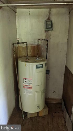 19347 Monrovia Rd, Madison Mills VA  22960-3210 exterior