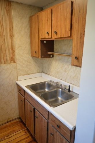 4 Maxwell Ct, Worcester MA  01607-1016 exterior