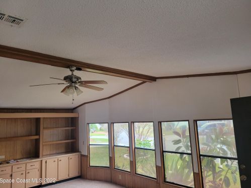 610 Dolphin Cir, Sebastian FL  32976-2591 exterior