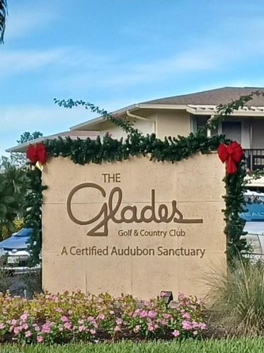 219 Palm Dr, Naples, FL 34112-4953