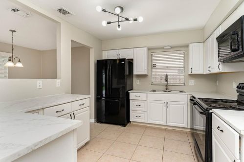 3721 Dunwich Ave, Orlando, FL 32817-1818