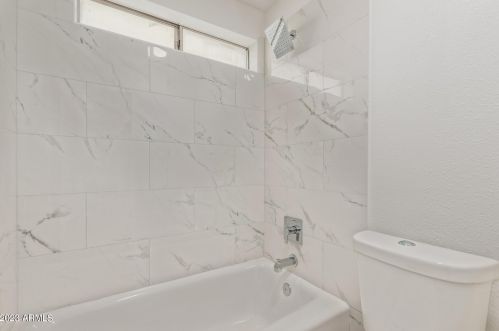 2333 41st Dr, Phoenix AZ  85009-1062 exterior