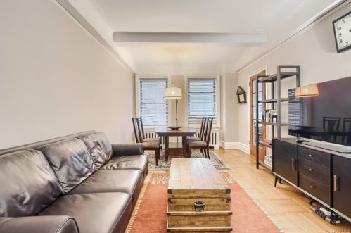 467 Central Park, New York, NY 10025-3883