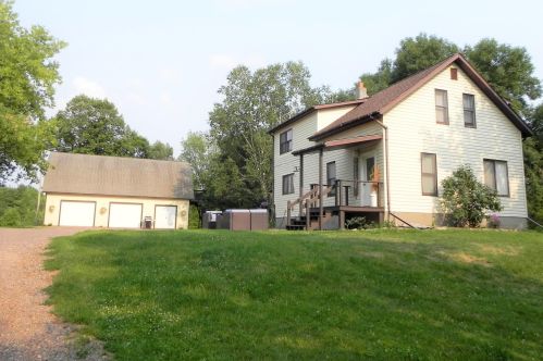 2920 120th St, Clam Falls, WI 54837-4002