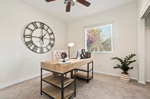 1171 Sunset Dr, Vista CA  92081-7407 exterior