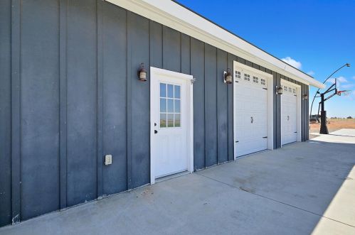 301 Sunnybrook Ln, Oroville CA  95965-8101 exterior