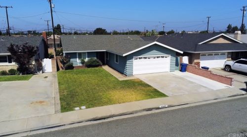 5503 Stevely Ave, Lakewood CA  90713-1745 exterior