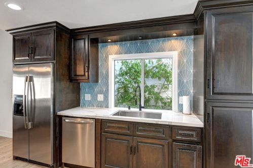 54404 Avenida Madero, La Quinta CA  92253-3620 exterior