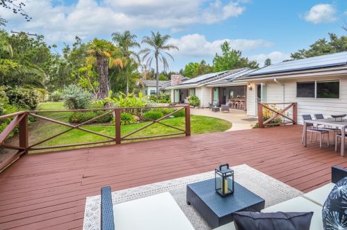 3413 Dove Holw Rd, Encinitas CA 92024-7247 exterior