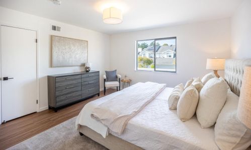 2408 Emily Ln, South San Francisco CA  94080-5263 exterior