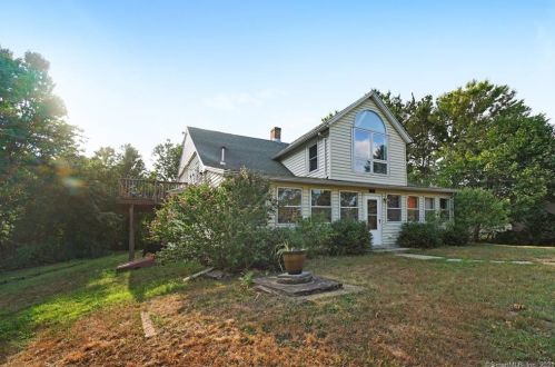 175 Tryon St, Middletown, CT 06457-4535