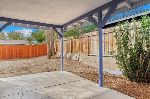 16121 Colina St, Victorville CA  92395-3610 exterior