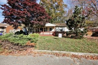 743 Sateroja Rd, Bricktown, NJ 08724-1172