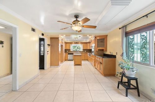 1643 Ironstone Ave, Montebello CA  90640-2125 exterior