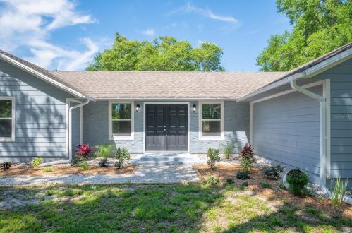 8544 Pinecone Dr, Lakeland FL  33809-1674 exterior