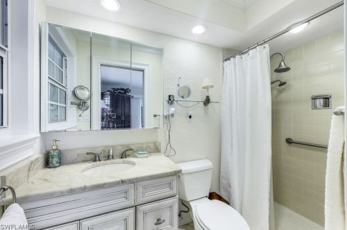 3810 1st Pl, Cape Coral FL  33904-4803 exterior