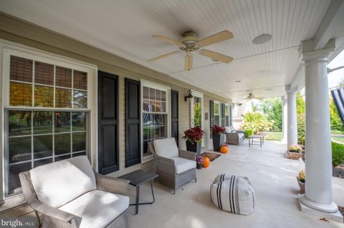 2052 Trumbauer Rd, Lansdale, PA 19446-5036