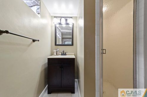 15 Sandburg Dr, Morganville NJ  07751-1428 exterior