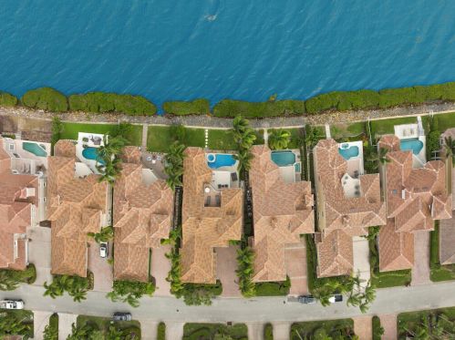 5510 Hbr Vlg Dr, Vero Beach FL  32967-7369 exterior