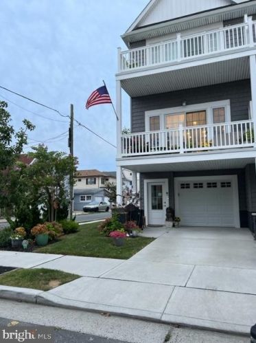 2 Baton Rouge Ave, Atlantic City, NJ 08406-3013