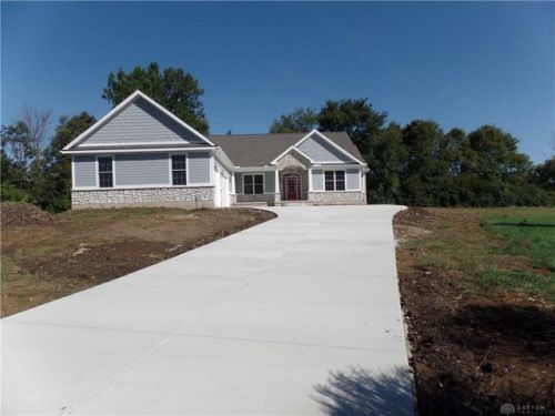 82 Pleasantwood Ct, Springboro OH  45066-8213 exterior