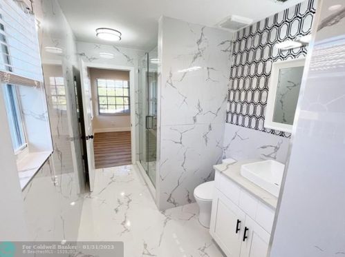 3591 177th Ave, Hollywood FL  33029-1666 exterior