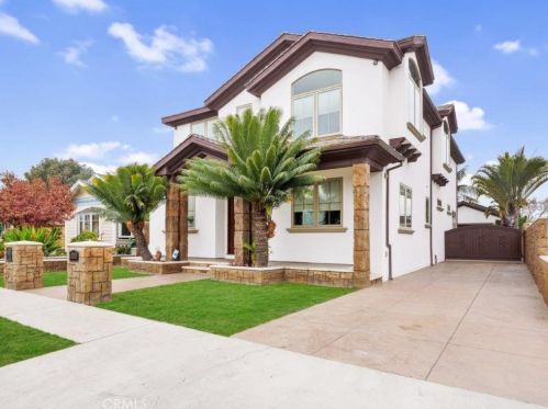 2313 248th St, Lomita, CA 90717-1508