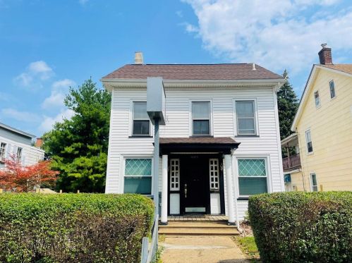 1625 Northampton St, Easton, PA 18042-3131