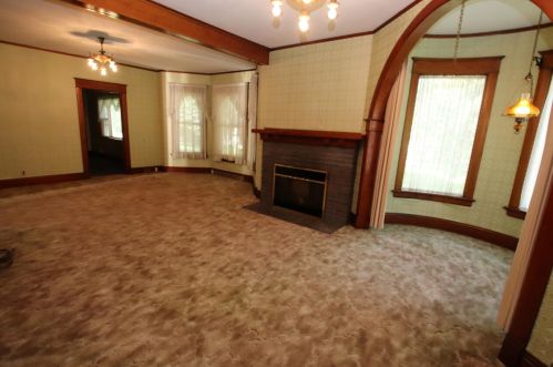 2114 Randolph Ave, New Holstein, WI 53061-1034