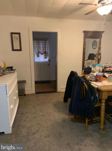 20 Lincoln Ave, Lansdale PA 19446-3621 exterior