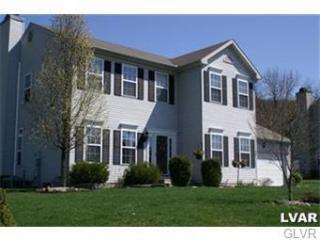 1905 Jenkins Dr, Easton PA  18040-7580 exterior