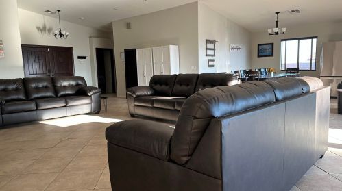 9805 Verbena Dr, Desert Hot Springs CA  92240-1908 exterior