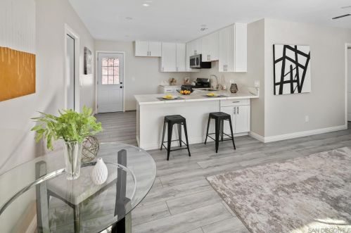 1285 Koe St, San Diego CA  92114-3430 exterior