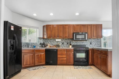 9056 Calle Barranca, Desert Hot Springs CA  92240-1639 exterior