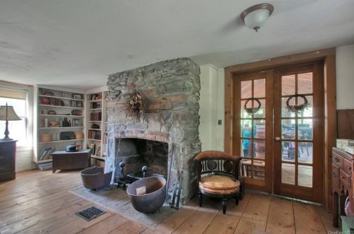 120 Schmitt Ln, Montgomery NY  12549-2044 exterior