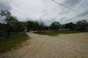 2820 Windy Hill Rd, Creedmoor, TX 78610-4854