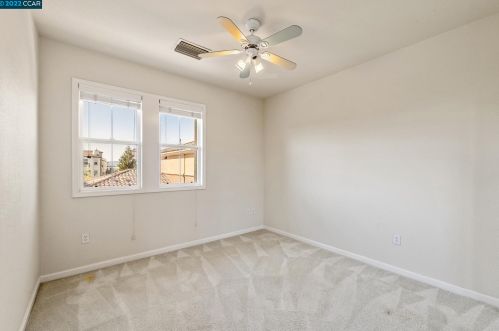 4255 Fitzwilliam St, Pleasanton CA 94568-4573 exterior