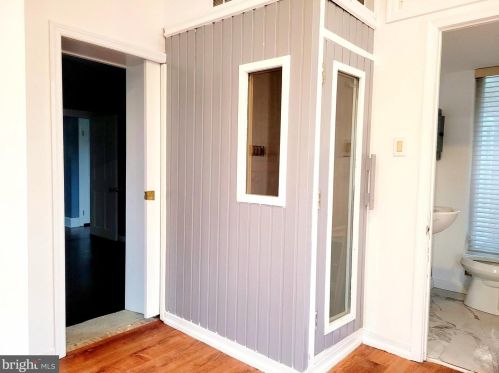 20 Kendall Blvd, Camden NJ  08107-1512 exterior