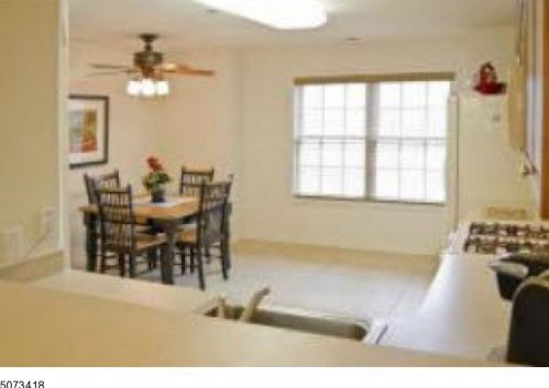 2101 Peer Pl, Parsippany NJ  07834-3714 exterior