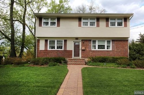 339 New Bridge Rd, N Milford, NJ 07646-2417
