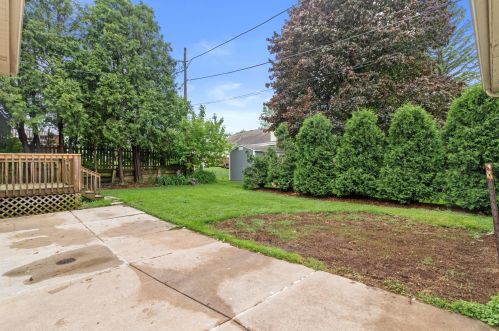 4211 97, Milwaukee WI 53228-2111 exterior