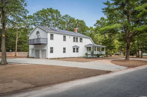 87 Gull Dip Rd, Panamoka, NY 11961-2985