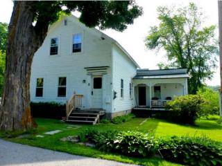 2 Rossiter St, Goshen, VT 05733-1126