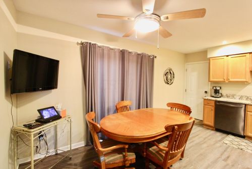 1030 Amboise Dr, Marion OH 43302-6614 exterior