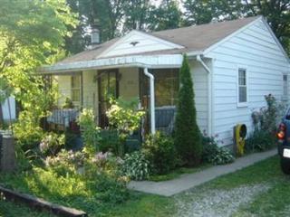 223 Klinger St, Akron, OH 44319-3217