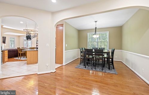 812 Eastover Pkwy, Locust Grove VA  22508-5171 exterior