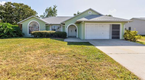 909 Fulton Way, Sebastian FL  32958-5123 exterior