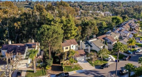 5797 Menorca Dr, San Diego CA  92124-1105 exterior