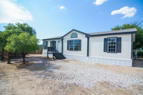 4481 Golder Ranch Dr, Tucson, AZ 85739-4253